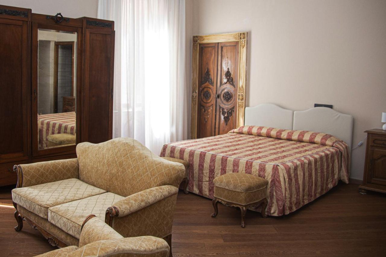 Hotel Tornielli 9 By Lvg Hotel Collection 诺瓦拉 外观 照片