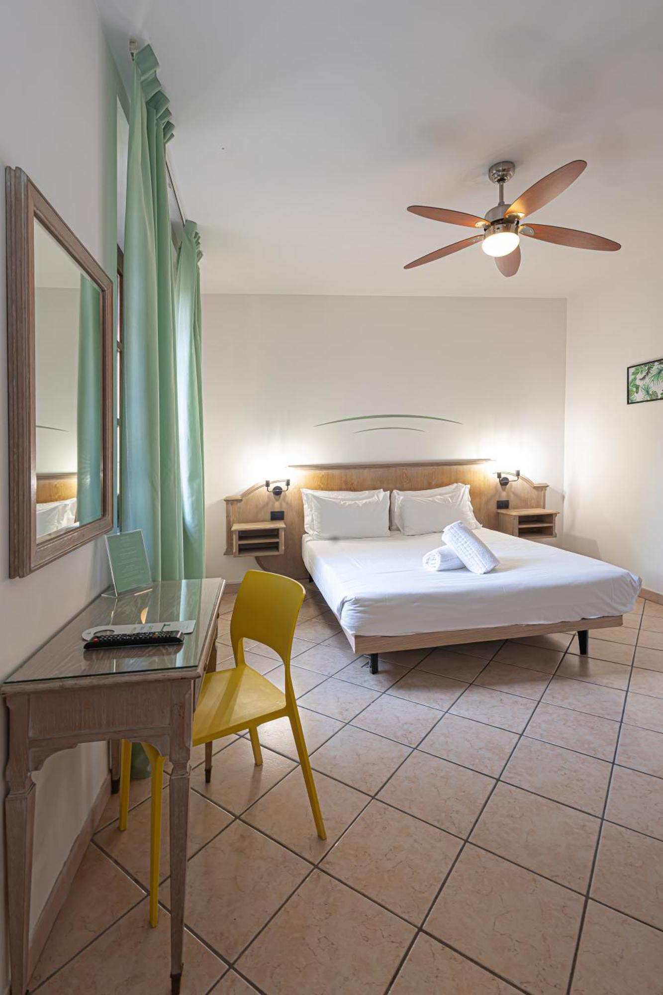 Hotel Tornielli 9 By Lvg Hotel Collection 诺瓦拉 外观 照片