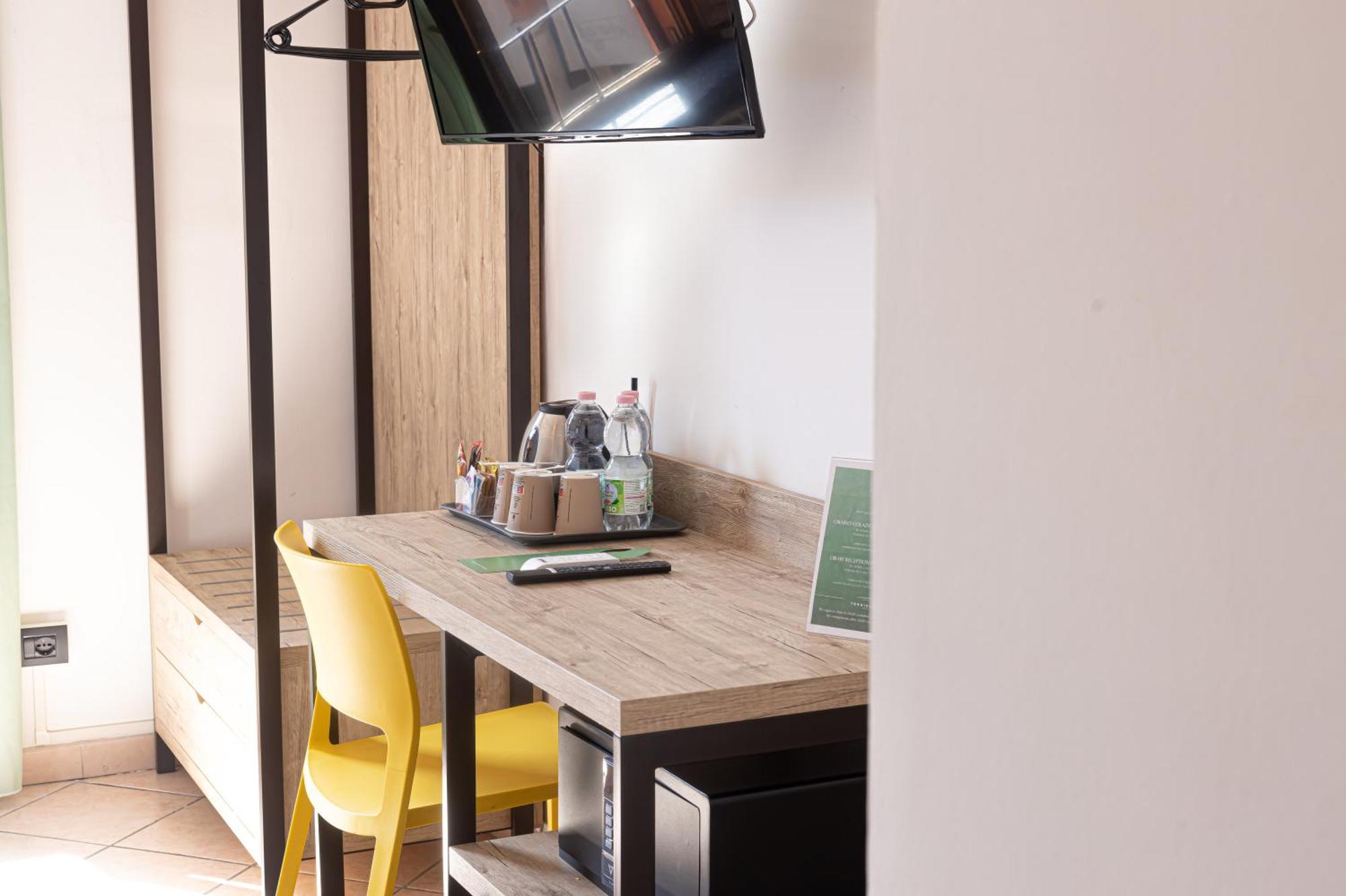 Hotel Tornielli 9 By Lvg Hotel Collection 诺瓦拉 外观 照片